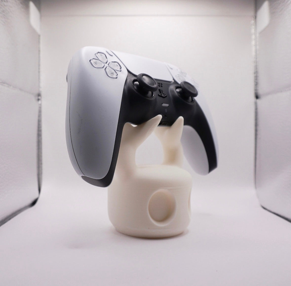 Hollow Knight Controller Holder