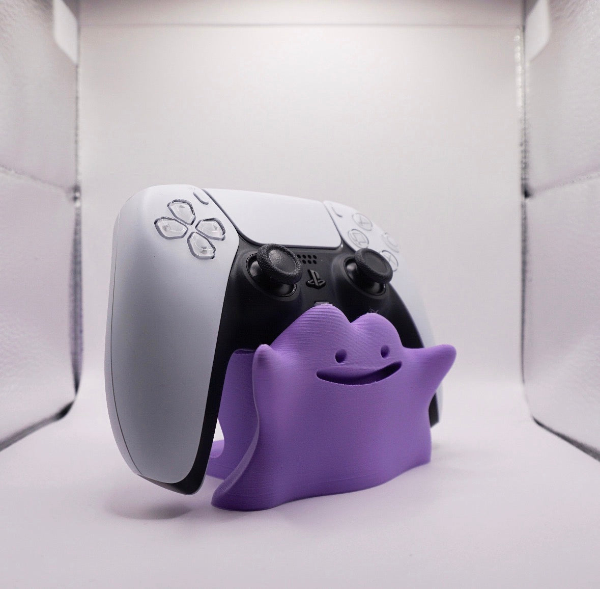 Ditto Controller Holder